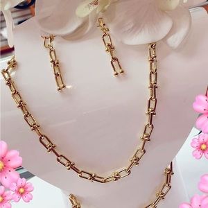 Gold filled tifany style 3 pcs necklace earring and bracelet set.